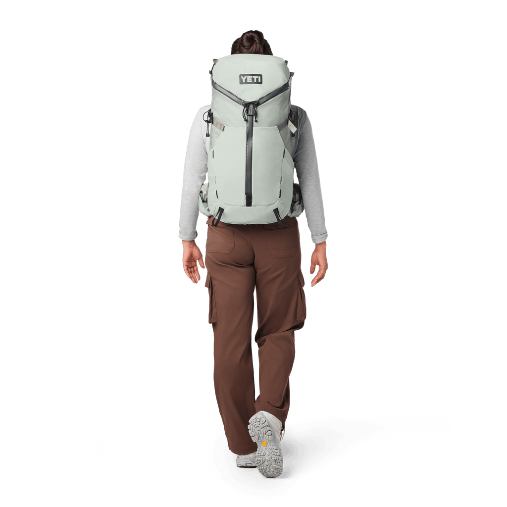 Skala™ 32L Women's Hiking Pack