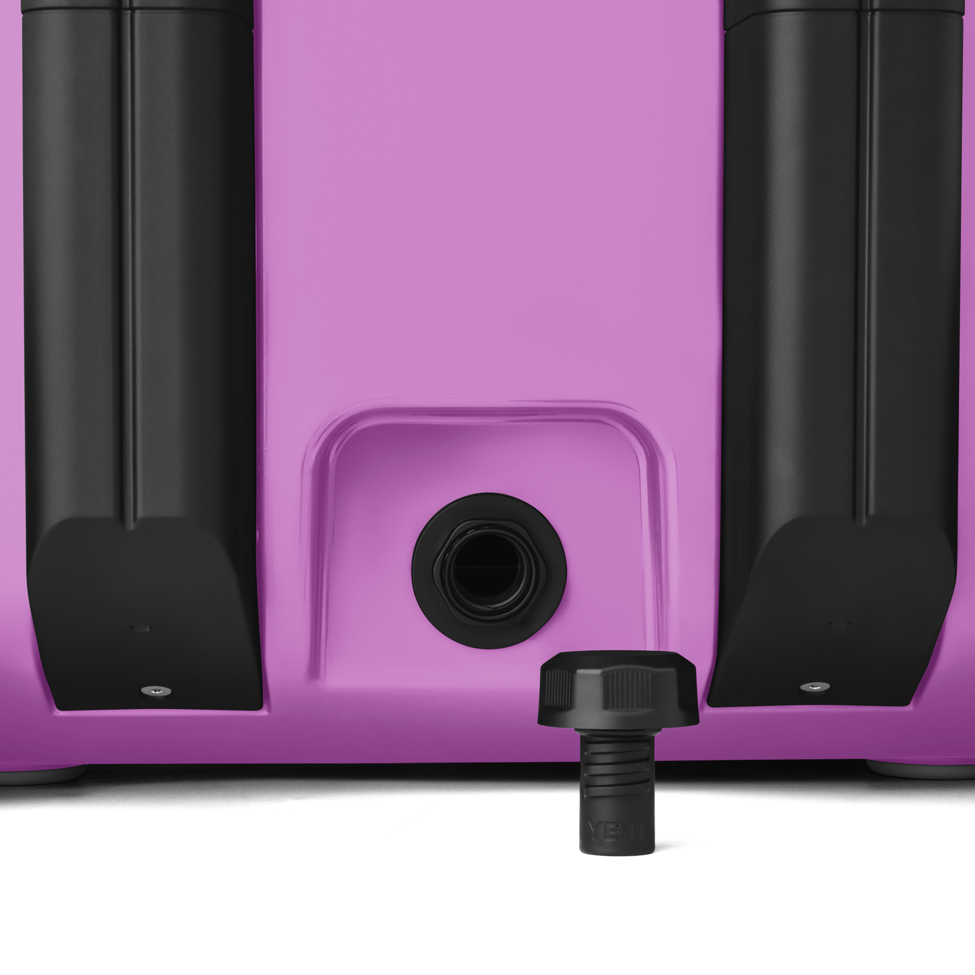 Roadie® 32 Wheeled Cooler