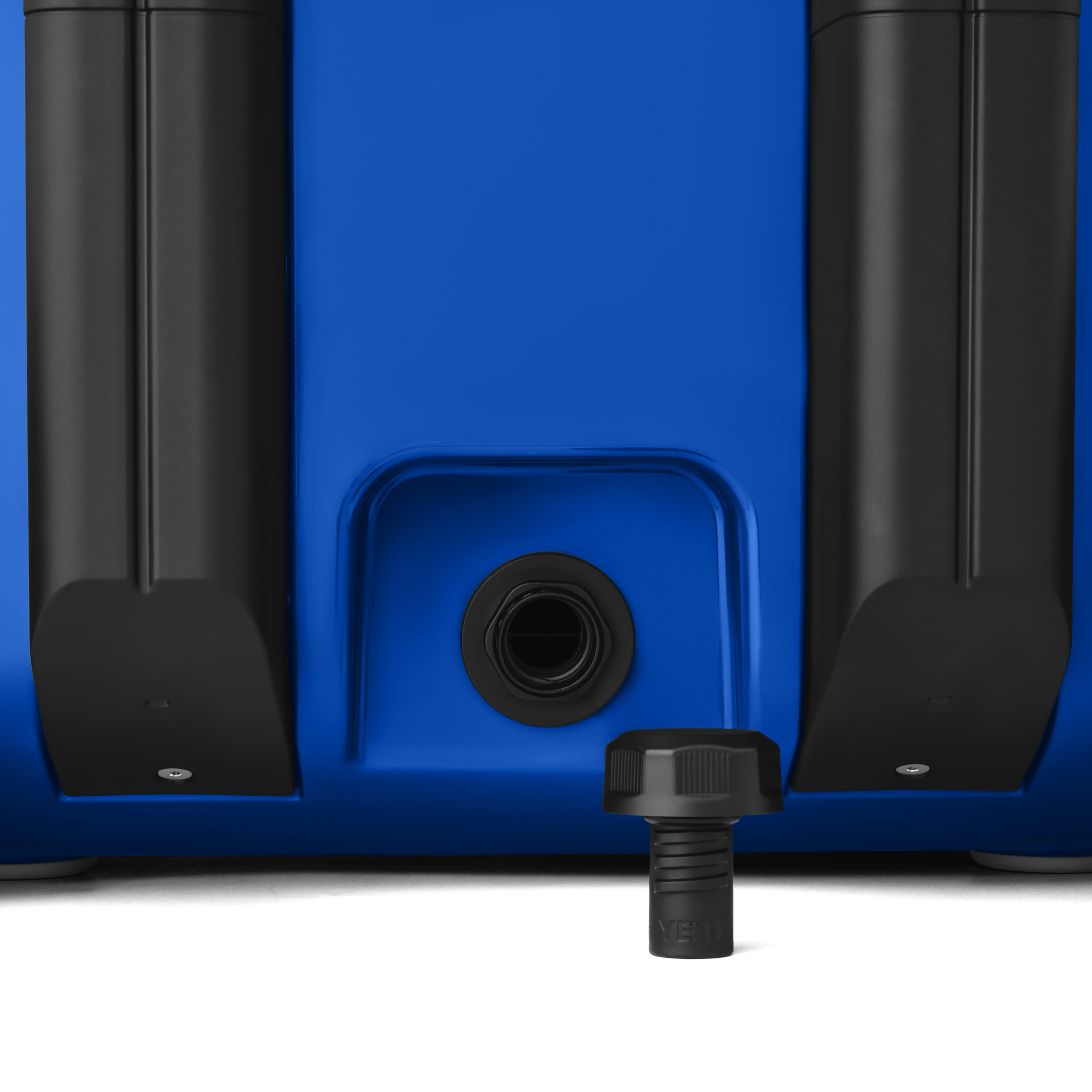 Roadie® 32 Wheeled Cooler
