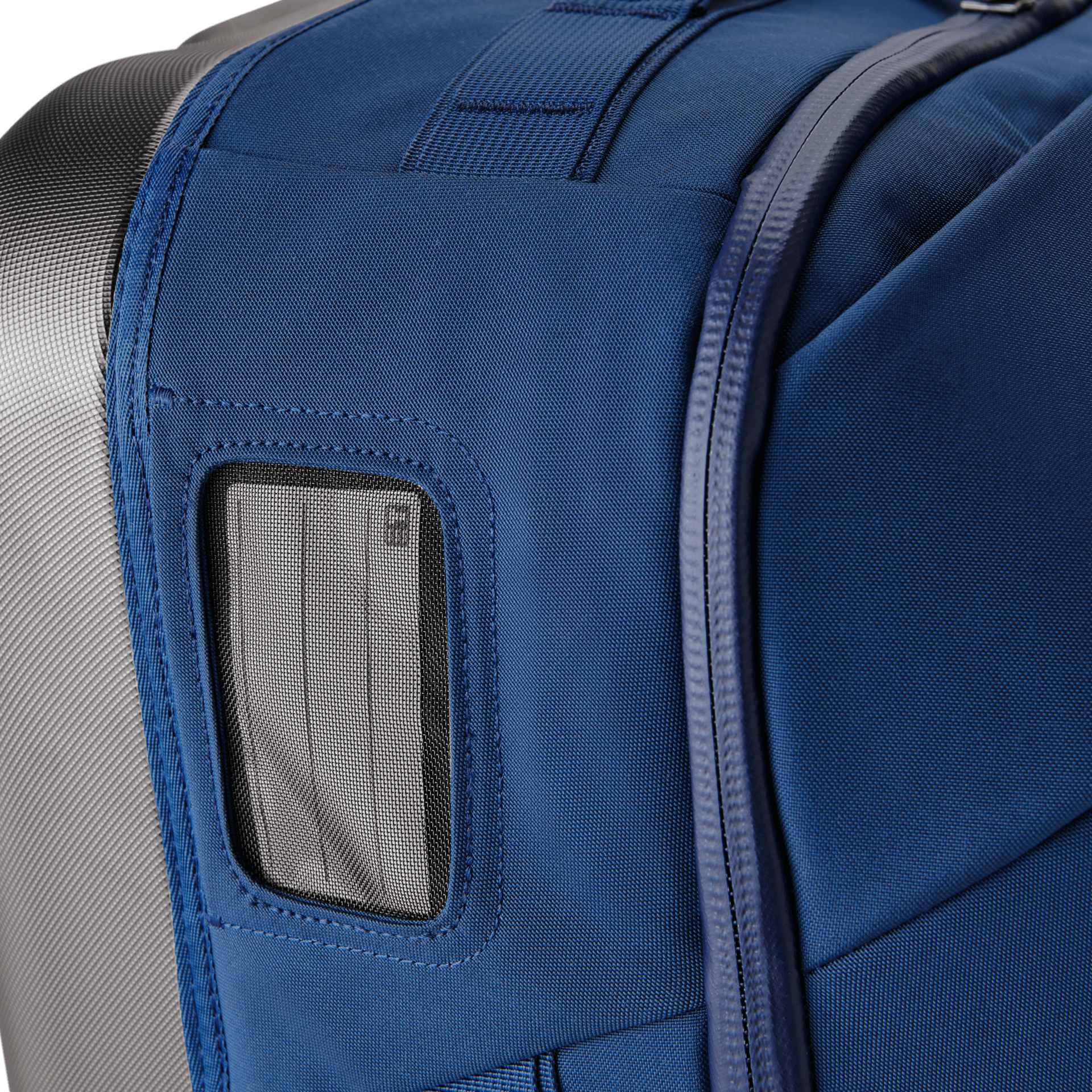 Crossroads® 73L/29" Checked Luggage